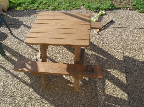 table enfants exterieur